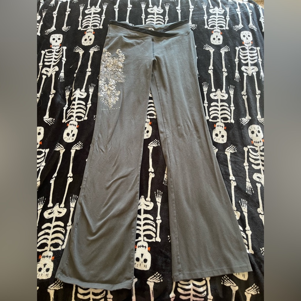 Gray GWG Flared Leggings - Size Small